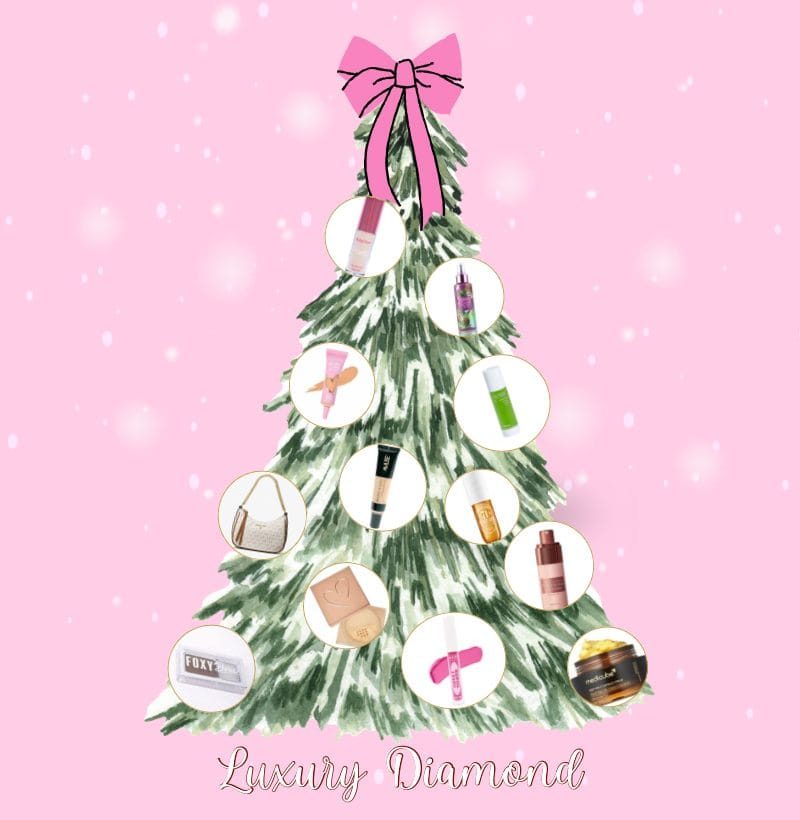 Red and Green Winter Wonderland Christmas Christian Bible Verse Greeting Instagram Post (800 x 820 px)